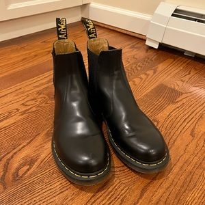 Doc Martens Chelsea Boots